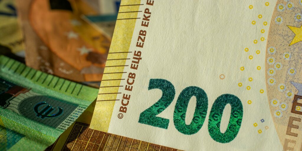 Hoeveel kan ik lenen voor 200 euro per maand?